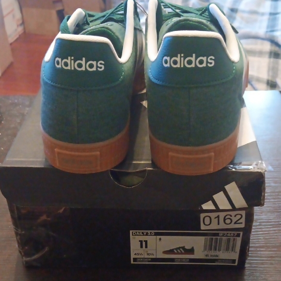 Adidas Daily 3.0 Green Gum Bottom Skate Shoes Mens 11 New With Tags - Picture 4 of 5
